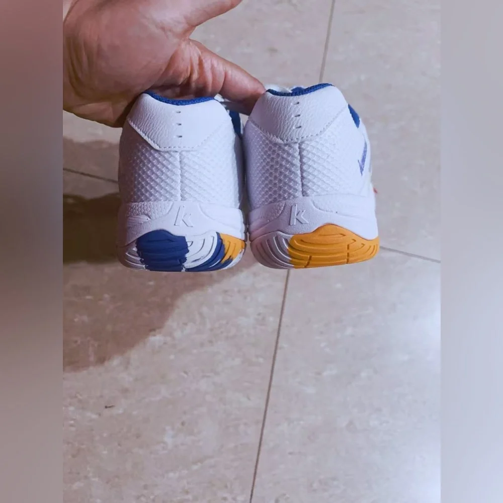 Genuine Kawasaki Badminton Shoes Sports Sneakers‎ for Women Tennis